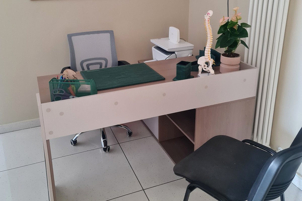 La scrivania dello studio di Albuzzano
